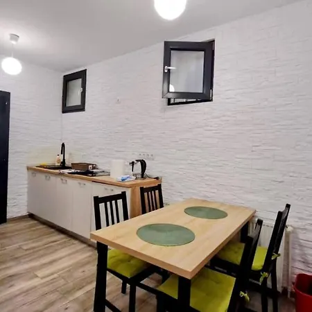 Cosy Studio In The Heart Of Brasov Exterior photo