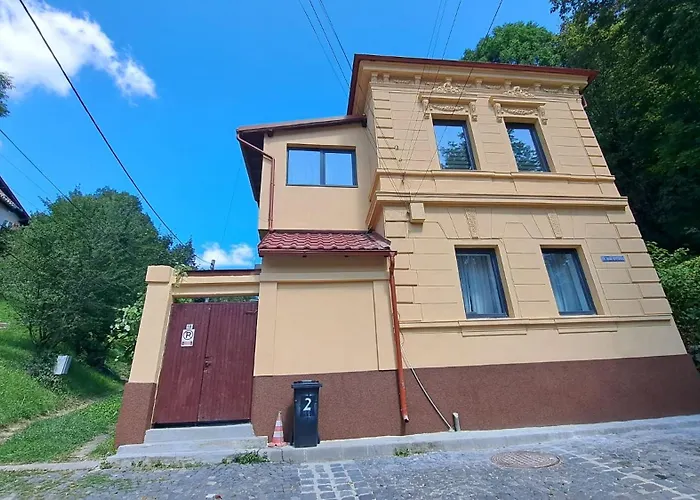 Cosy Studio In The Heart Of Brasov