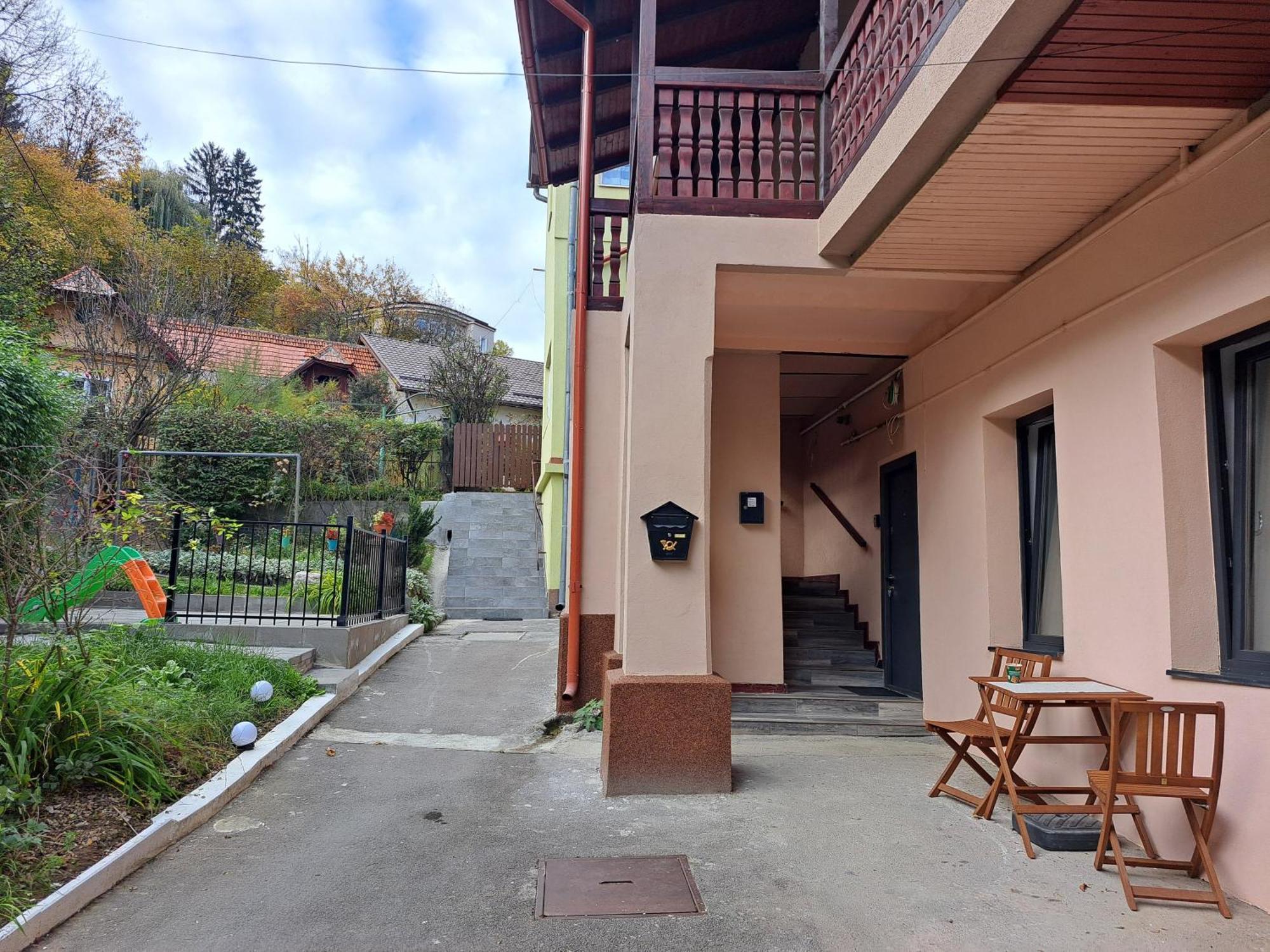 Cosy In The Heart Of Apartment Brasov